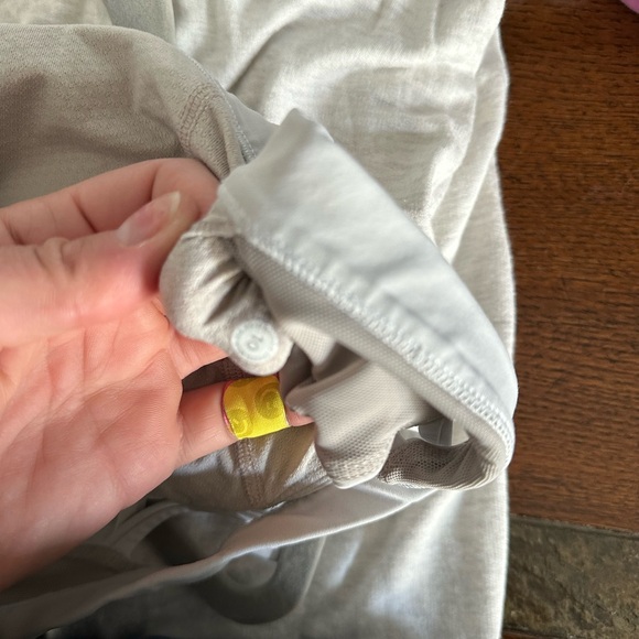 Lululemon Sz 10 sports bra - Picture 3 of 3